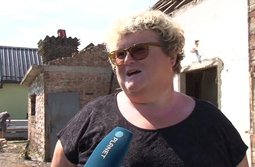 Slovenija spet pokazala srce: mama in hči bosta kmalu dobili pravi dom #video