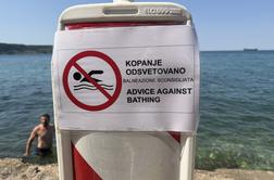 Veliko fekalno onesnaženje v Izoli zaprlo dve priljubljeni plaži