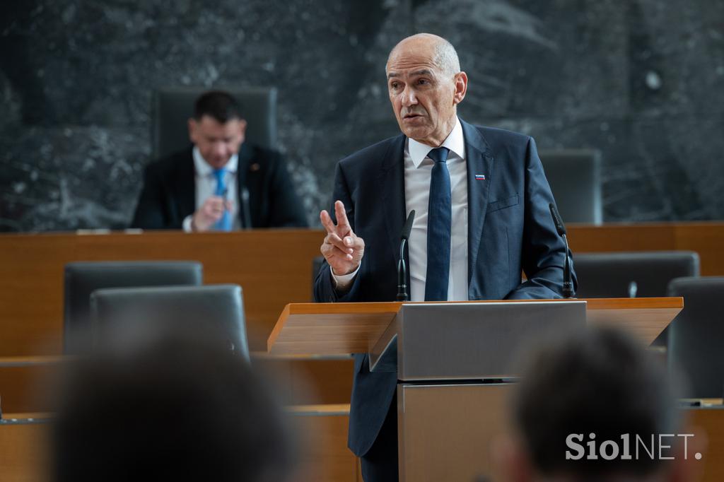 Drćavni zbor, Glasovanje, Janez Janša