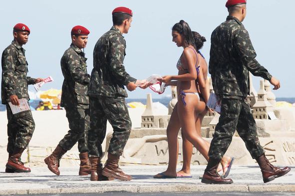 Pol leta pred OI se kriza v Braziliji poglablja