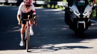 Richarda Carapaza ne bo na Vuelti, osredotočil se bo na SP