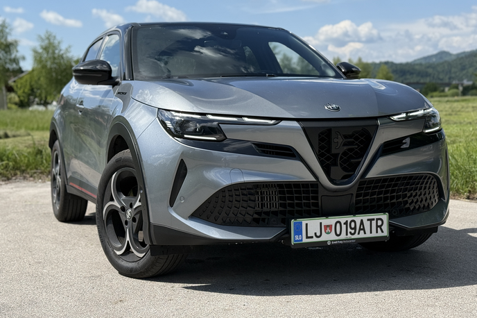 Alfa romeo junior | Foto Gregor Pavšič