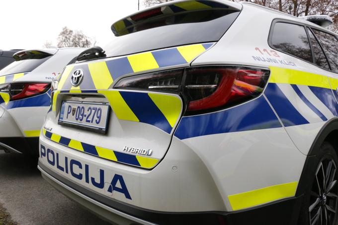 V floti slovenske policije so zdaj prvi hibridni avtomobili. | Foto: policija
