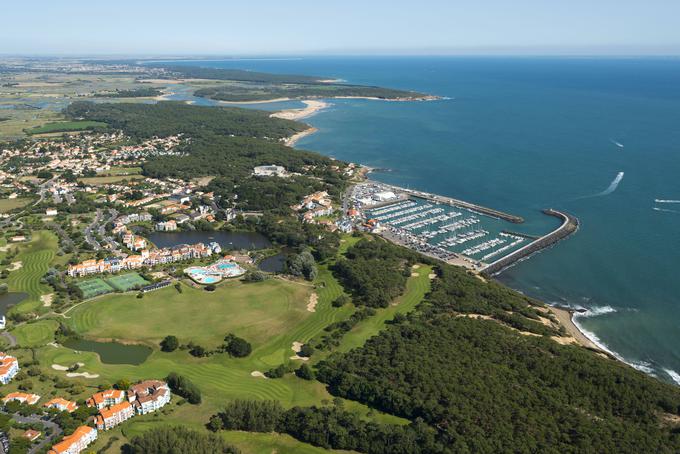 Vendeja (fr. Vendee) je francoski departma na atlantski obali. Ime je dobil po istoimenski reki Vendee, ki teče skozi departma. Reka Vendee oziroma Vendeja je dobila ime po keltski besedi uindo oziroma vindo ali windo, kar med drugim pomeni belo ali sijoče.  | Foto: Guliverimage/Vladimir Fedorenko