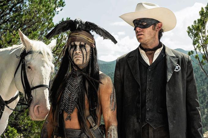 Johnny Depp in Armie Hammer v filmu Osamljeni jezdec | Foto: 