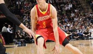 Udrih do zmage proti Miamiju, Dragić izgubil