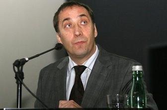 Zavrl predsednik Olimpije le še do julija