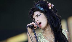 Prisluhnite novi pesmi Amy Winehouse