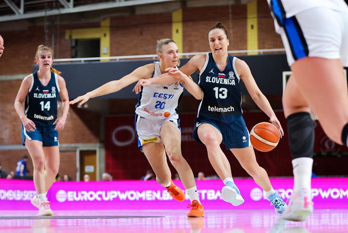 Slovenke zanesljivo do nujne zmage