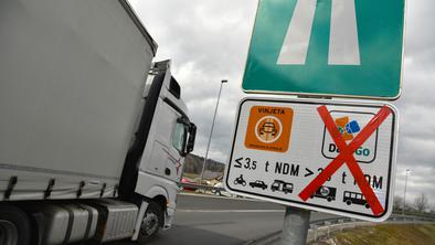 Za okolje gre: tovornjakarji bodo z novim letom plačevali za drugi tir