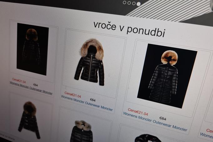 Od trgovin, ki vam plašče Moncler, ki lahko stanejo tudi več kot dva tisoč evrov, prodajajo po stokrat nižjih cenah, bežite, kolikor vas nesejo noge. | Foto: Matic Tomšič