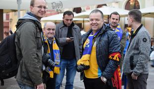 Ukrajinski navijači zasedli Maribor (video)