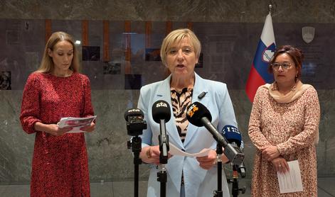 Poslanske Svobode vložile predlog zakona o uporabi jezika gluhoslepih