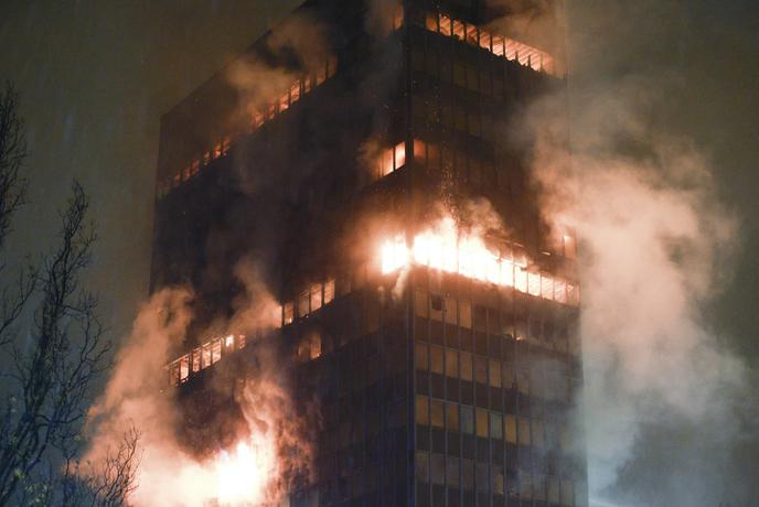 Zaradi požara Vjesnikove stolpnice ovadili dva 18-letnika