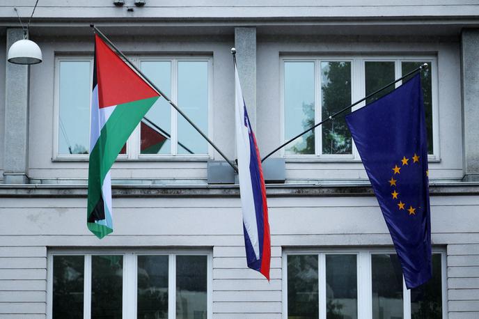 Palestina, zastava | Opozicija je 4. junija obstruirala izredno sejo DZ, na kateri je bil z glasovi 52 od 53 navzočih poslancev sprejet sklep vlade o priznanju Palestine kot neodvisne in suverene države.  | Foto STA