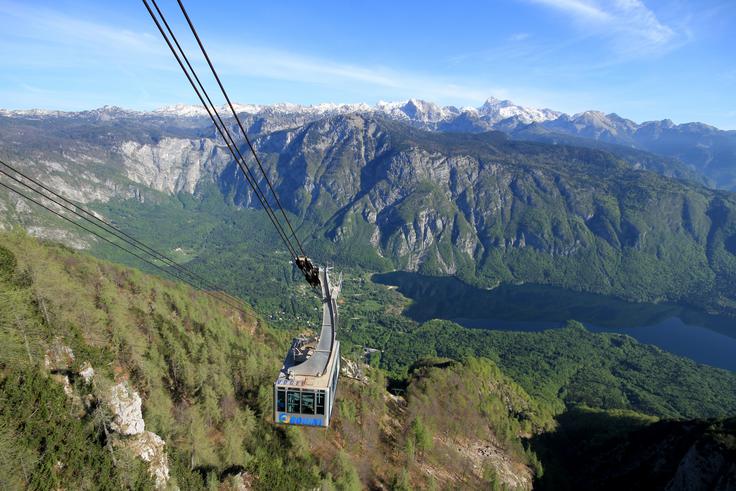 Vogel poleti obišče več gostov kot pozimi.  | Foto: 