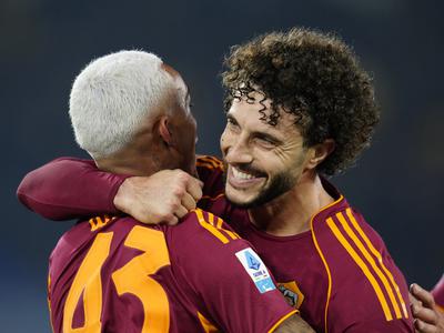 Roma strla odpor Coma, Inter izkoristil spodrsljaja Milana in Napolija