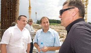 Joc Pečečnik: Slovenci bomo sami sebe pojedli