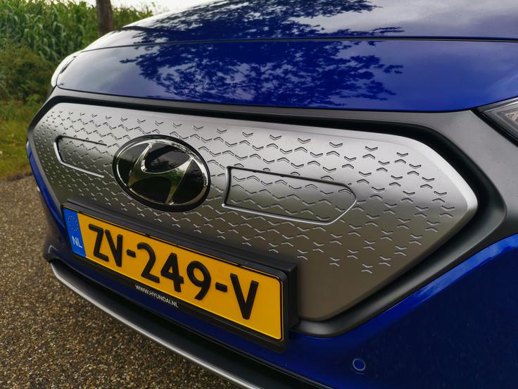 Hyundai kona hybrid in ioniq electric Hyundai kona hybrid in ioniq electric | Foto: Gašper Pirman