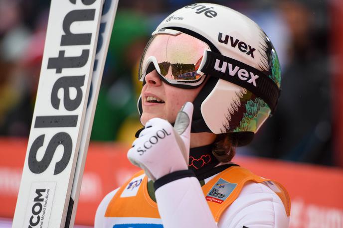Nika Prevc | Nika Prevc je v Lahtiju postavila nov mejnik. Prva v zgodovini je v eni sezoni dosegla 16 zmag v svetovnem pokalu. | Foto Guliverimage