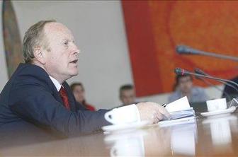Zagožen zatrjuje, da ni posredoval za izbor Patrie