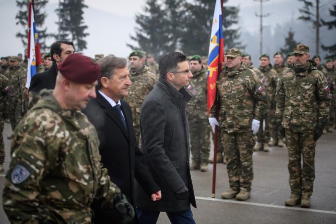 Minister za obrambo Karl Erjavec je javnosti razkril le, da je bil postopek pomanjkljivo voden. | Foto: STA ,