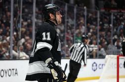 Boleč poraz za Los Angeles in Kopitarja: padlo kar 9 zadetkov