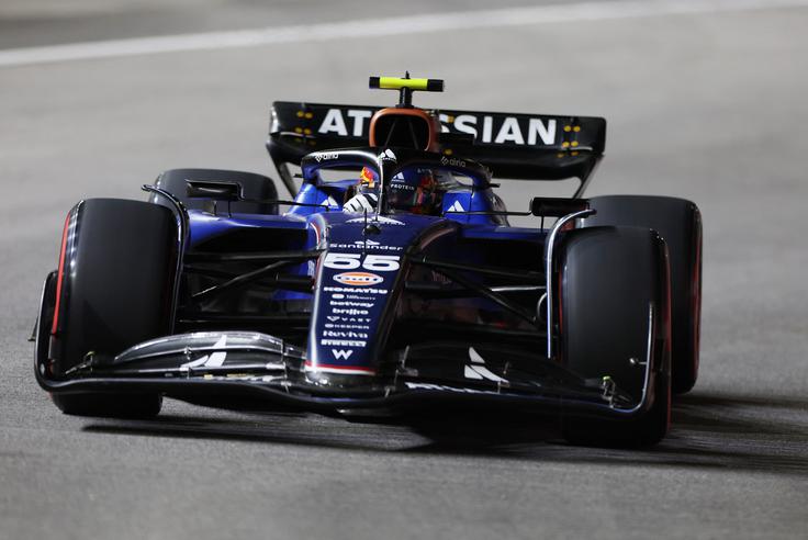  Carlos Sainz ni ponovil dosežka iz Bakuja. | Foto: Reuters