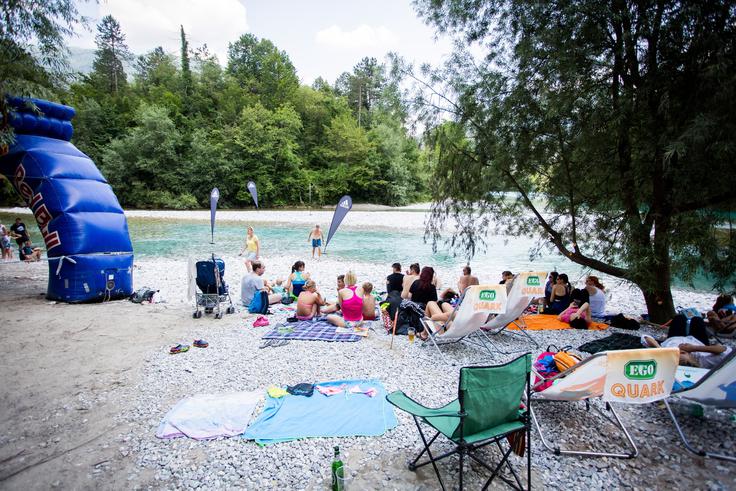 Soča Outdoor festival je tudi družabni, ne samo športni dogodek. | Foto: 