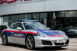 Policisti v Avstriji spet s porschejem 911 #foto