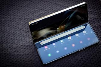 Samsung Galaxy Z Fold4: še korak višje na vrhu pregibnih mobitelov