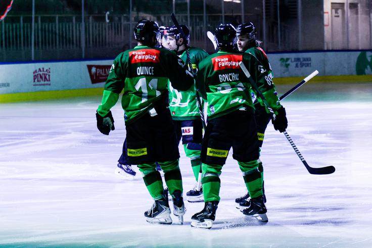 HK Olimpija je vodilni v ligi ICE. | Foto: Aleš Fevžer