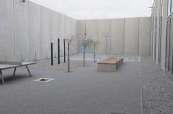 Znano je, kdaj bo novi zapor v Dobrunjah sprejel prve zapornike