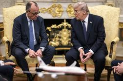 Trump razmišlja o zmanjšanju števila ameriških vojakov v Nemčiji. Merz ni podal komentarja.
