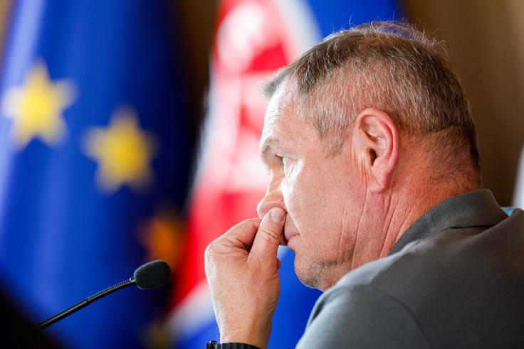 Selektor Matjaž Kek podobno kot slovenska nogometna javnost pogreša zadetke. | Foto: Aleš Fevžer