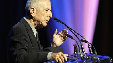 Leonard Cohen zaradi verskih razlogov prestavil koncert v Londonu
