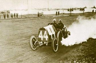 Prerez Fiatovega dirkalnika za Ameriko