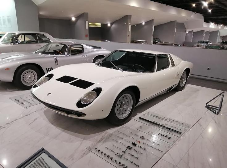 V zbirki ne manjka niti lamborghini miura. | Foto: ECR Iran