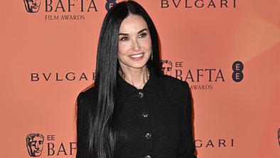 Razglasili najlepšo osebo leta 2025: to je postala igralka Demi Moore