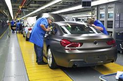 BMW na desettisoče avtomobilov preusmerja iz Evrope v ZDA