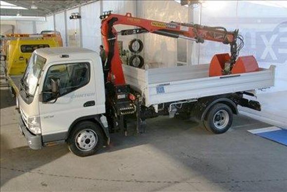 Mitsubishi fuso canter