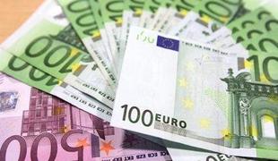 Gospodarska gibanja: Reševanje evra?