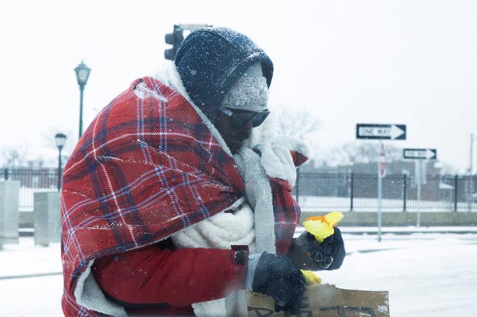ZDA mraz | Razmere se slabšajo, številni so brez elektrike, razmere na cestah so nevarne zaradi poledice.  | Foto Reuters