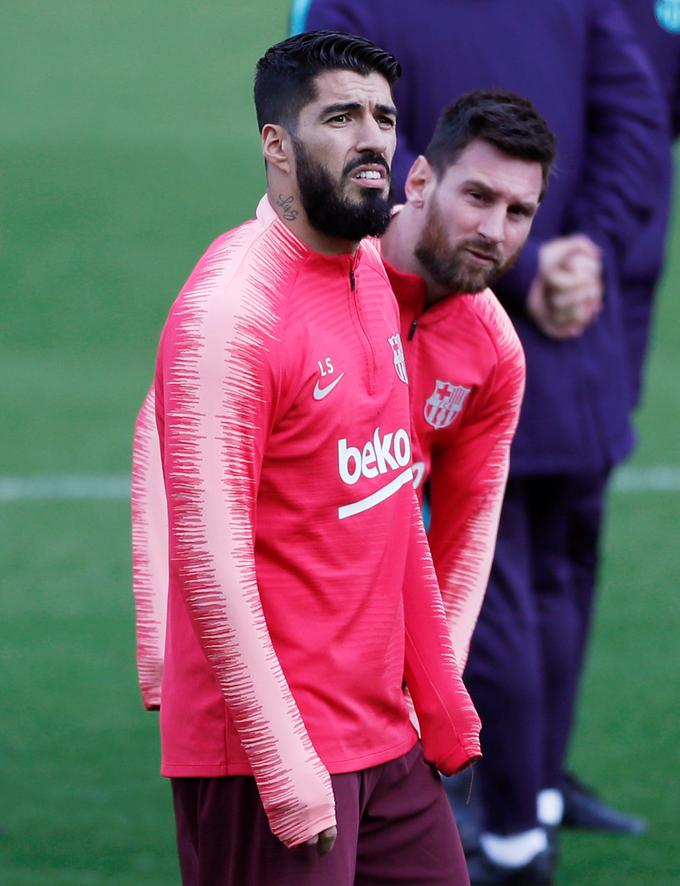 Na ponedeljkovem treningu na Anfieldu v družbi Lionela Messija. | Foto: Reuters