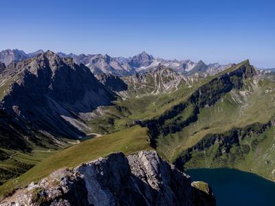 Krožna tura, kot je pri nas ni: od Vilsalpsee na Schochenspitze in do Schrecksee