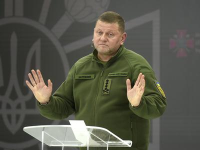 Ukrajini zmanjkuje streliva #vŽivo