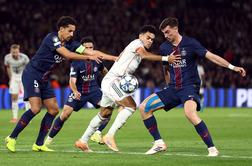 V živo: Arsenal ostaja nepremagan, Bayern prvakom zabil že drugi gol