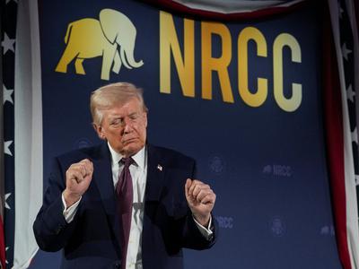 Trump ponovno vztrajal, da se pogajajo z Iranom #vŽivo