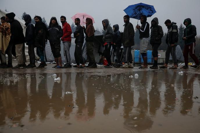 Migranti v Bosni | Foto Reuters