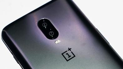 Izjemna kupčija za supertelefon, ki bo na voljo tudi Slovencem